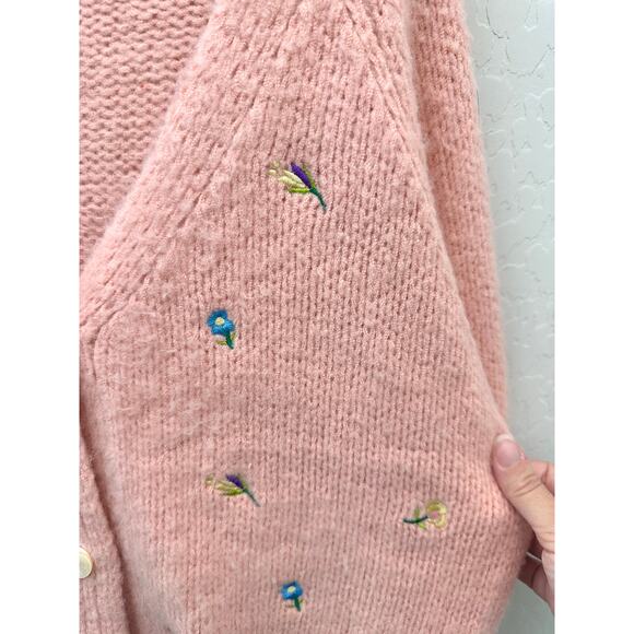 ENGLISH FACTORY | Pink Embroidered Floral Button Front Cardigan Sweater | Large - Picture 4 of 7